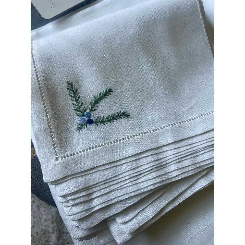Hand Embroidered Table Cloth & 12 Napkins Vintage 100